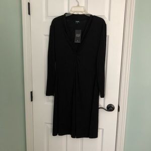 NWT!! Black maternity dress ..size M